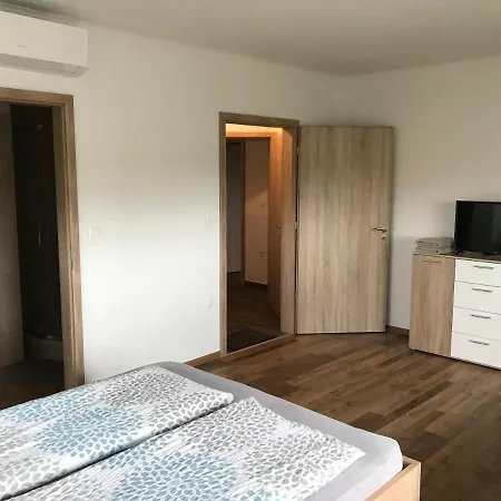 Mátyás Full * Kópháza